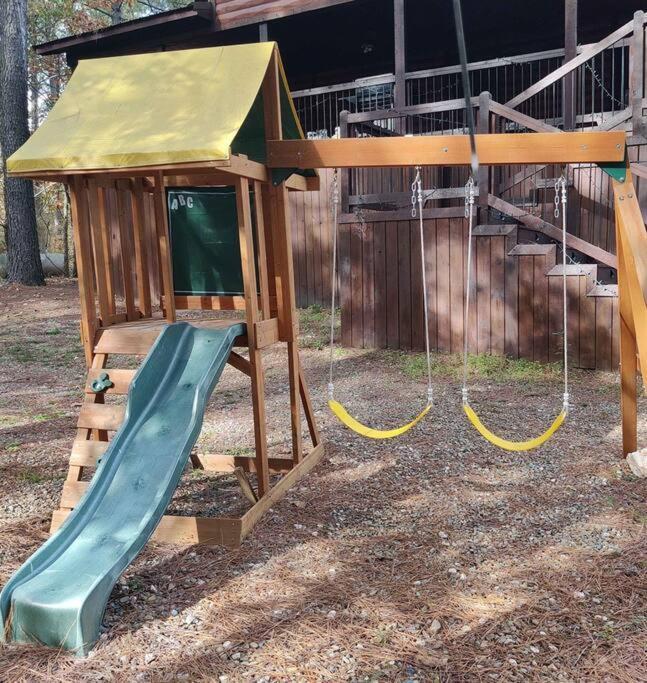 Iron Horse Lodge Sleeps 18, Games, Fire Pit, Hot Tub, Ev, More Broken Bow Esterno foto